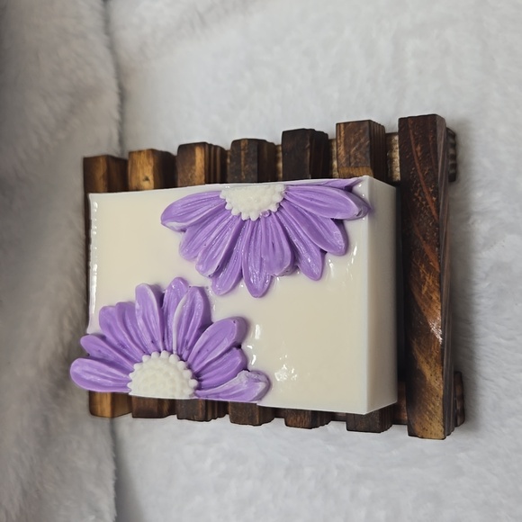 Limited Supply! Hand Crafted Lavender Shea Butter Soap 4oz Bar - Picture 5 of 6
